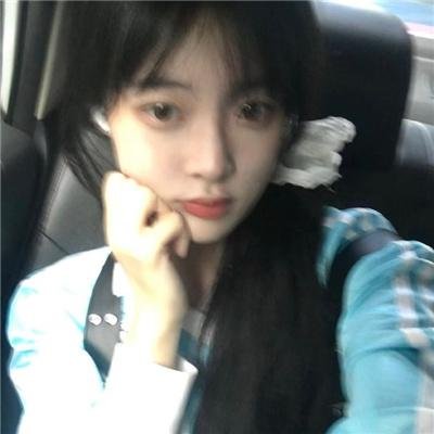 彩虹艳女